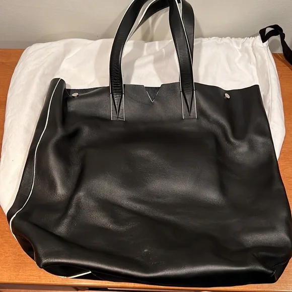 Vince Signature Leather Tote Bag NWOT
